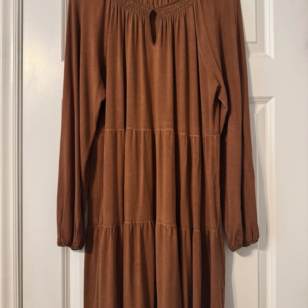 Tiered swing dress with keyhole neck